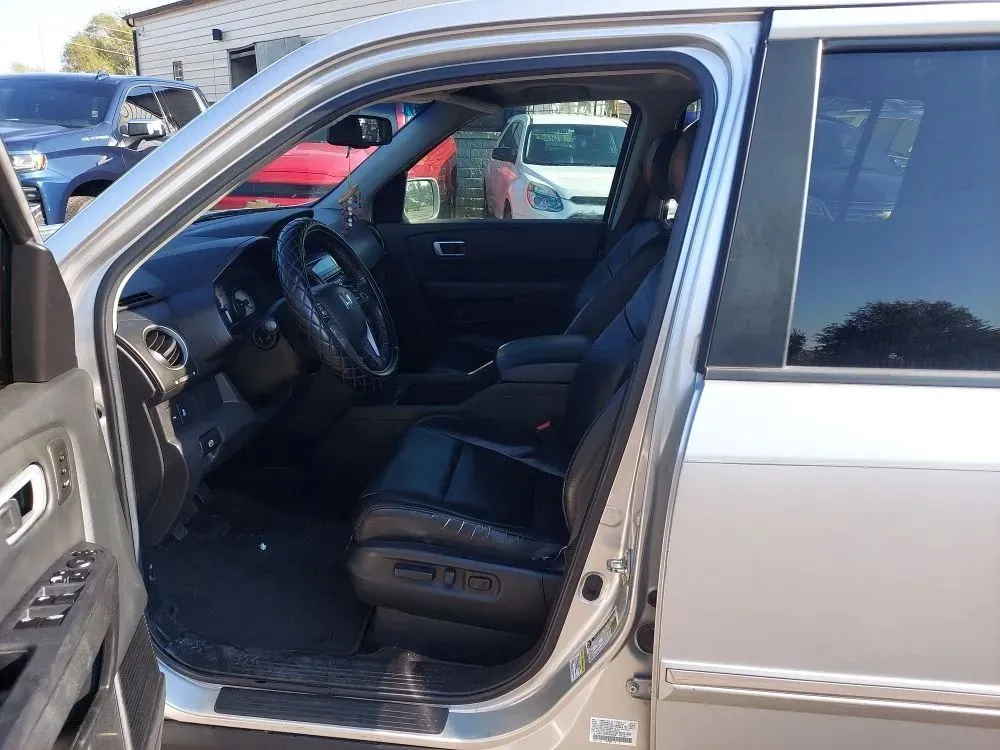 Honda Pilot photo 9