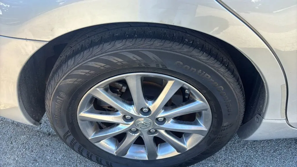 Toyota Camry photo 32