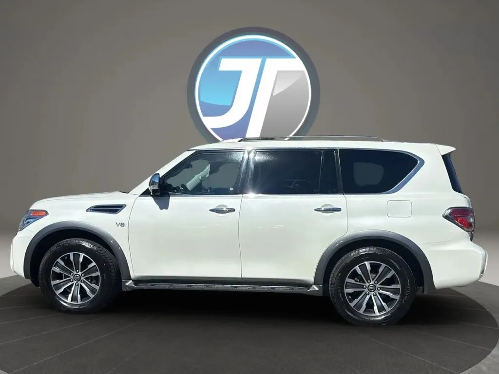 Nissan Armada photo 24