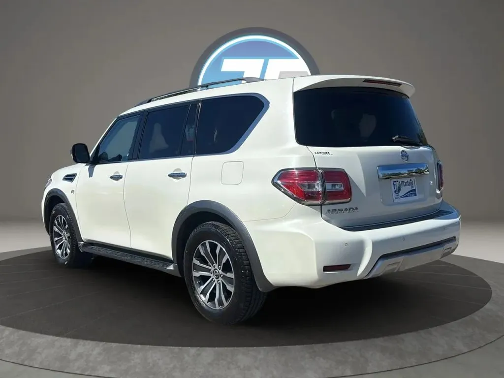 Nissan Armada photo 20