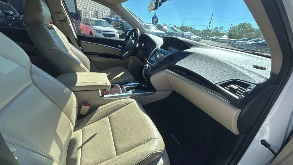 Acura MDX photo 34