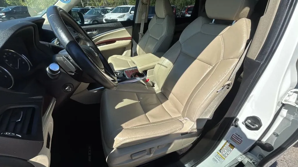 Acura MDX photo 23