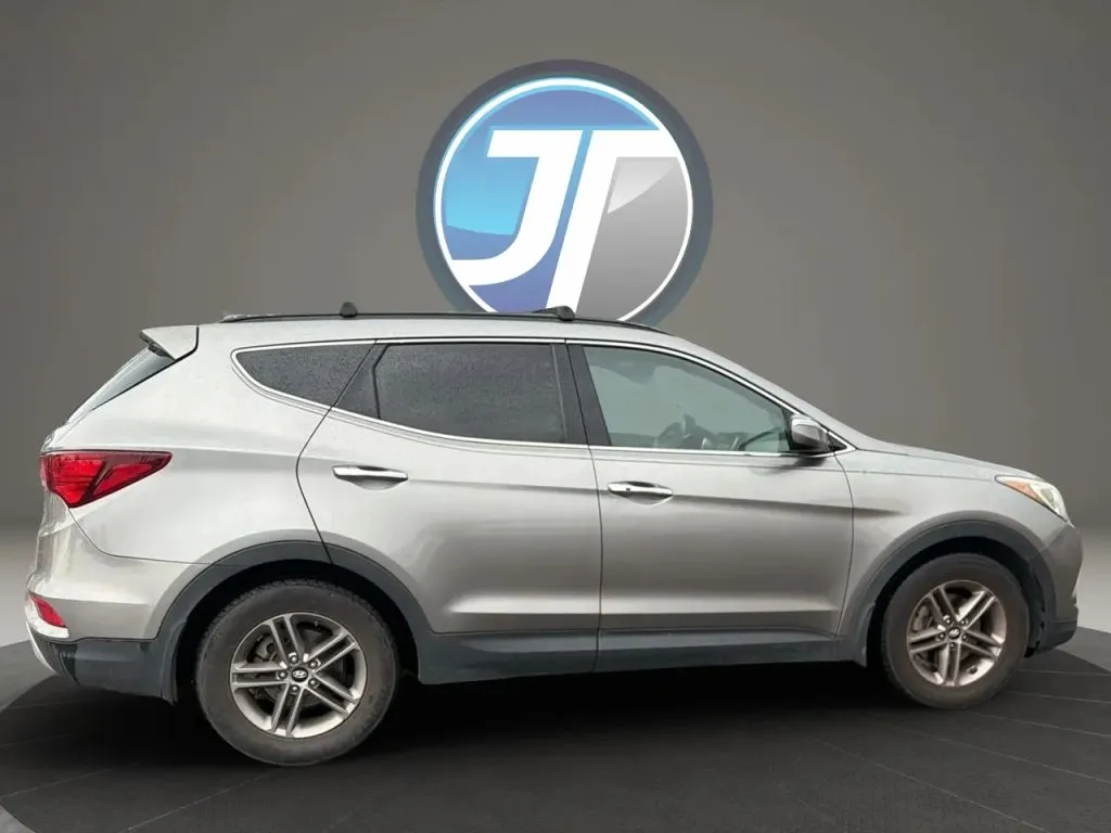 Hyundai Santa Fe Sport photo 16