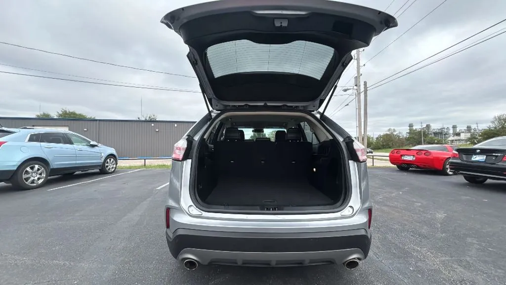 Ford Edge photo 12