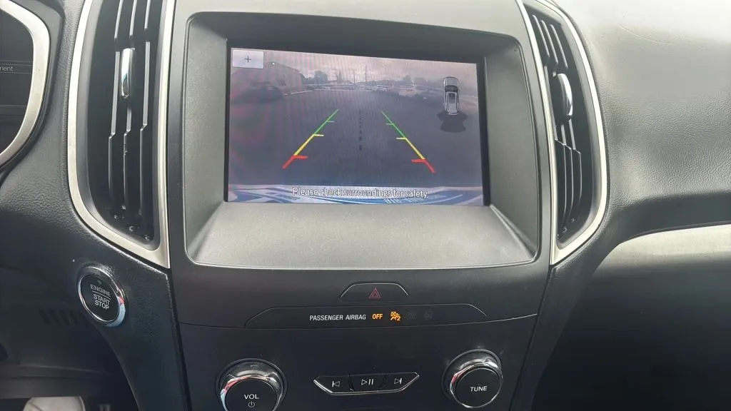 Ford Edge photo 14
