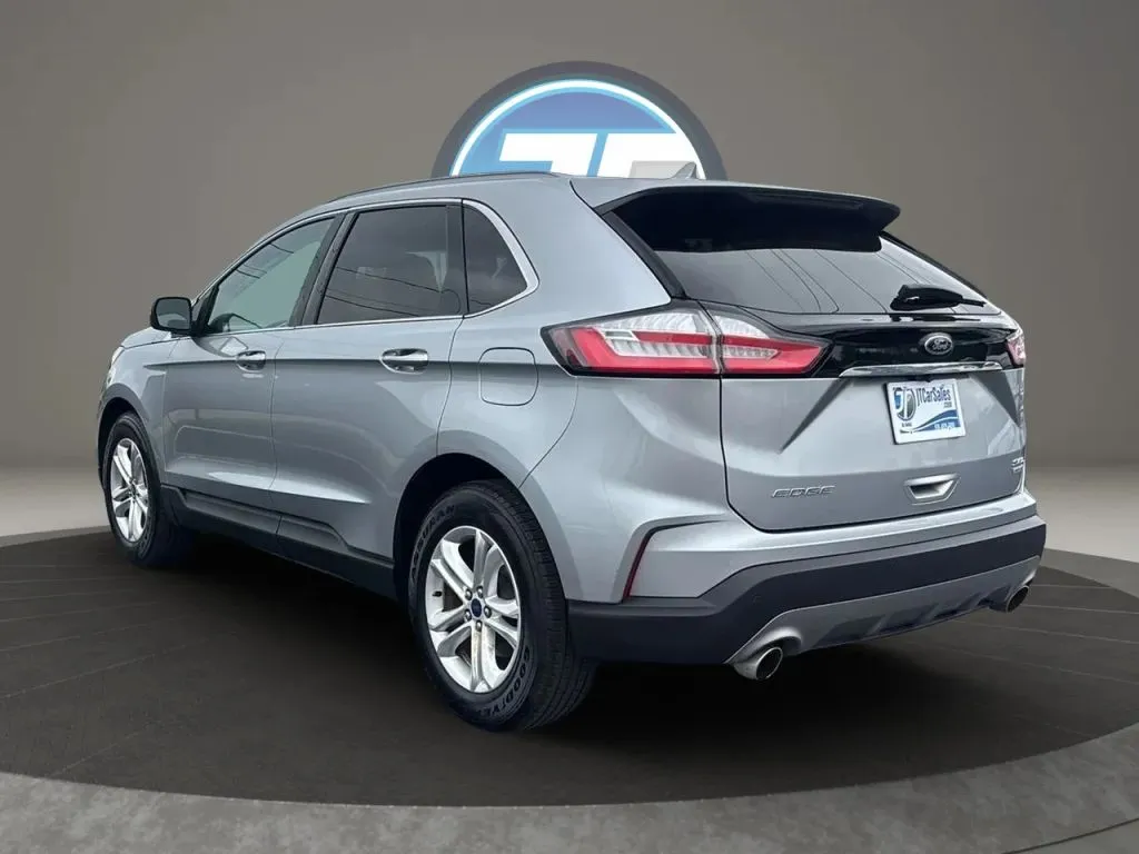 Ford Edge photo 18