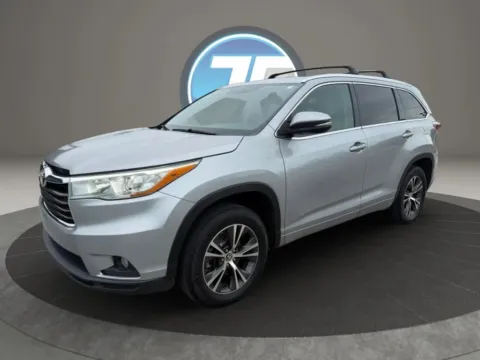 More photos of 2016 Toyota Highlander XLE Sport Utility 4D at JT Wholesale Auto, Inc., OK