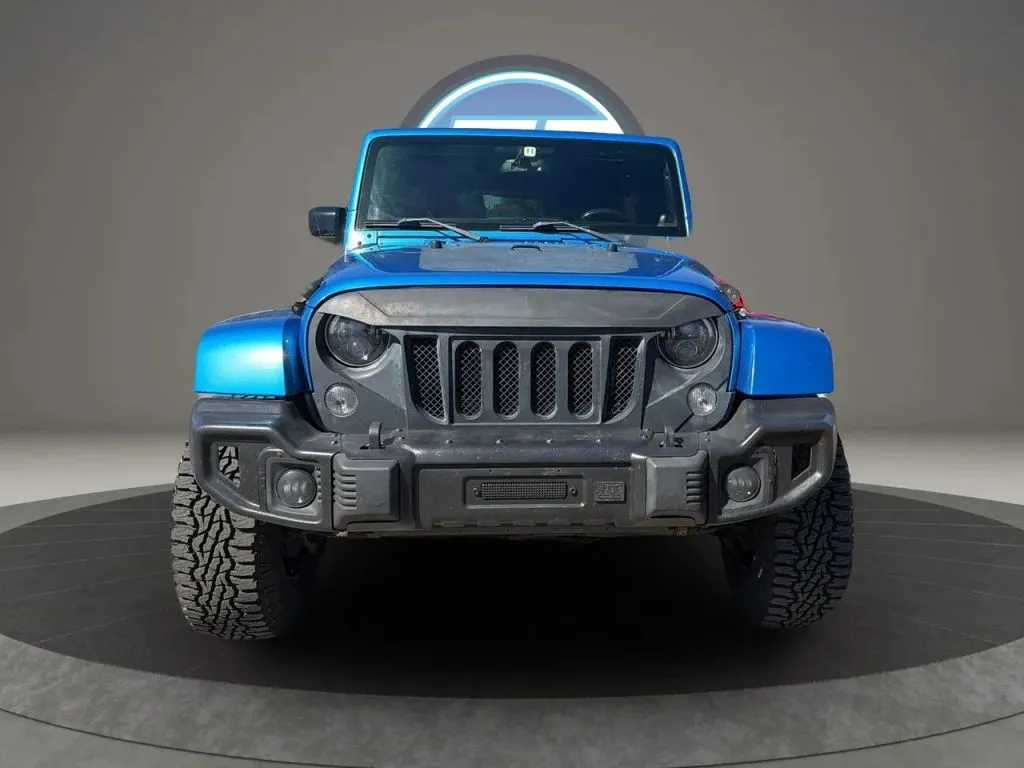 Jeep Wrangler photo 4