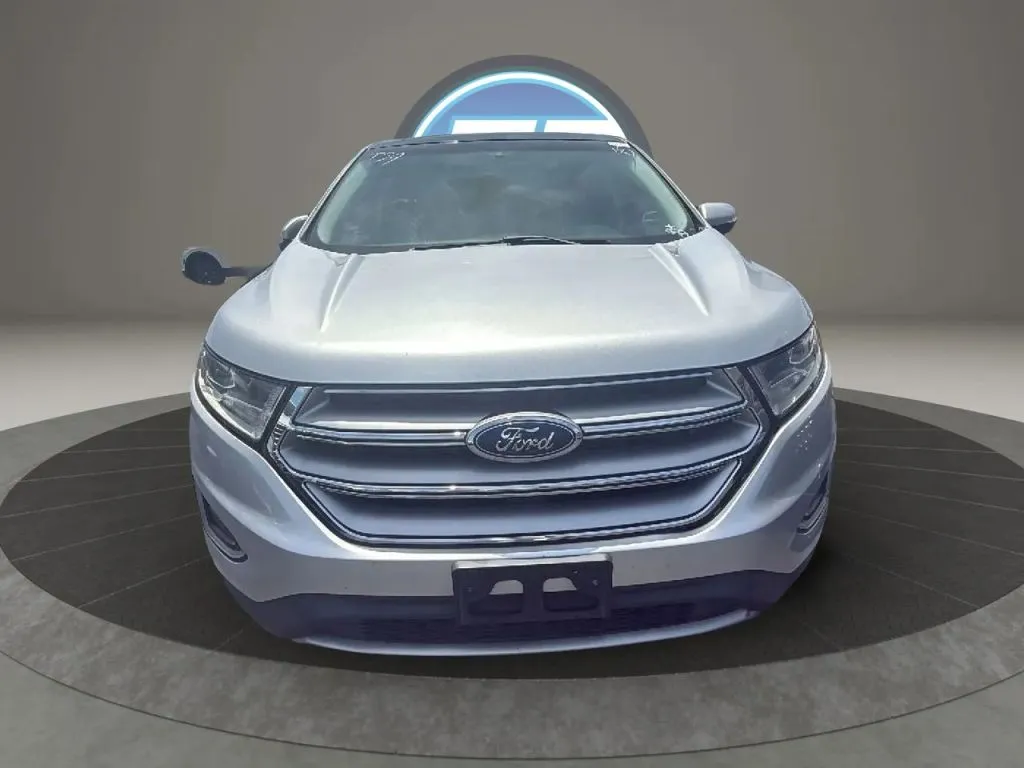 Ford Edge photo 10