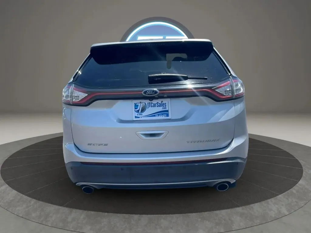 Ford Edge photo 24