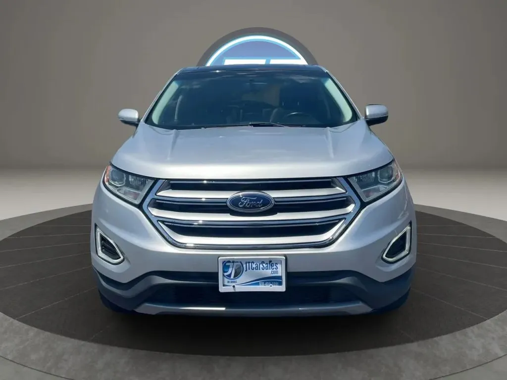 Ford Edge photo 17