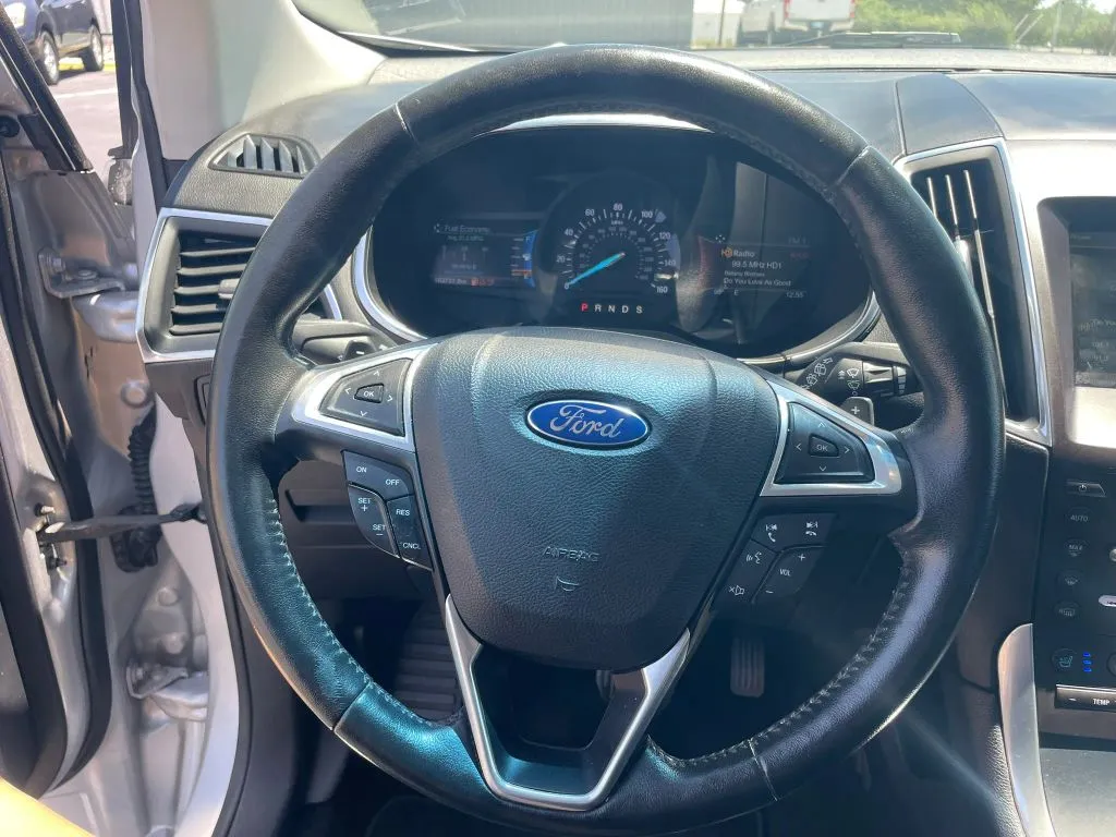 Ford Edge photo 21