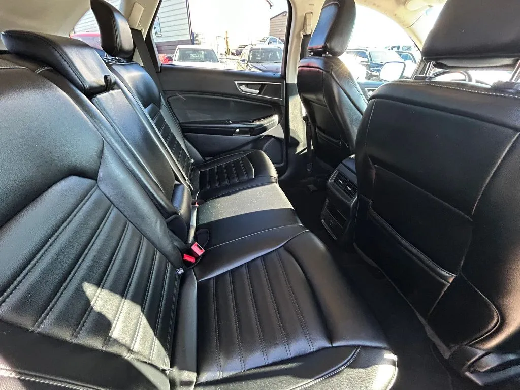 Ford Edge photo 29