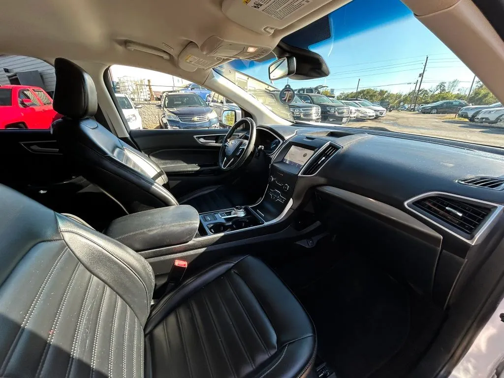 Ford Edge photo 27