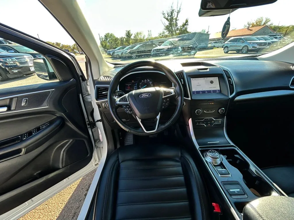 Ford Edge photo 5