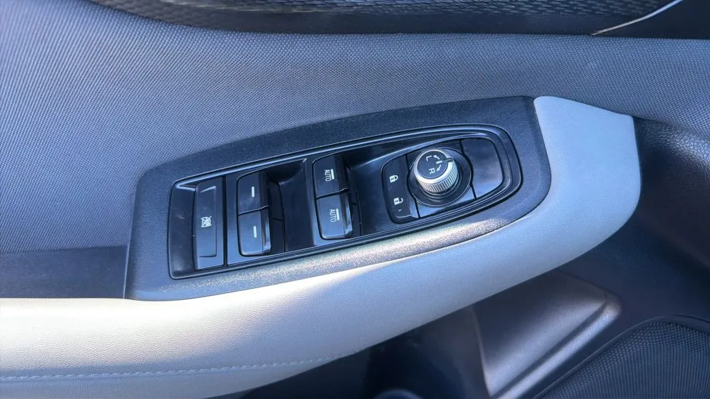 Subaru Outback photo 25