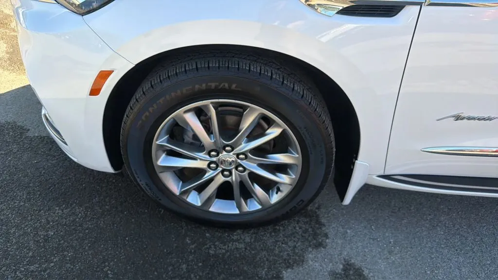 Buick Enclave photo 40