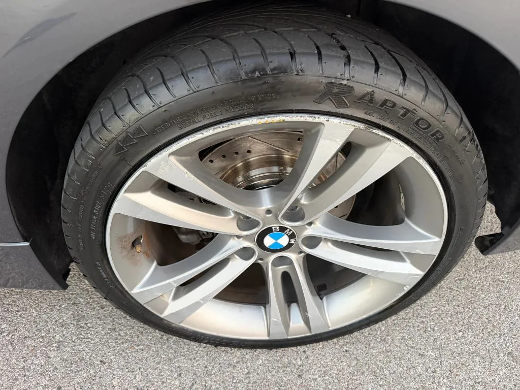 BMW 3 Series photo 23