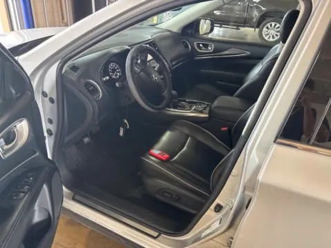 Photos of 2019 INFINITI QX60 PURE (2019.5) Sport Utility 4D for sale in Broken Arrow, OK at JT Wholesale Auto, Inc.