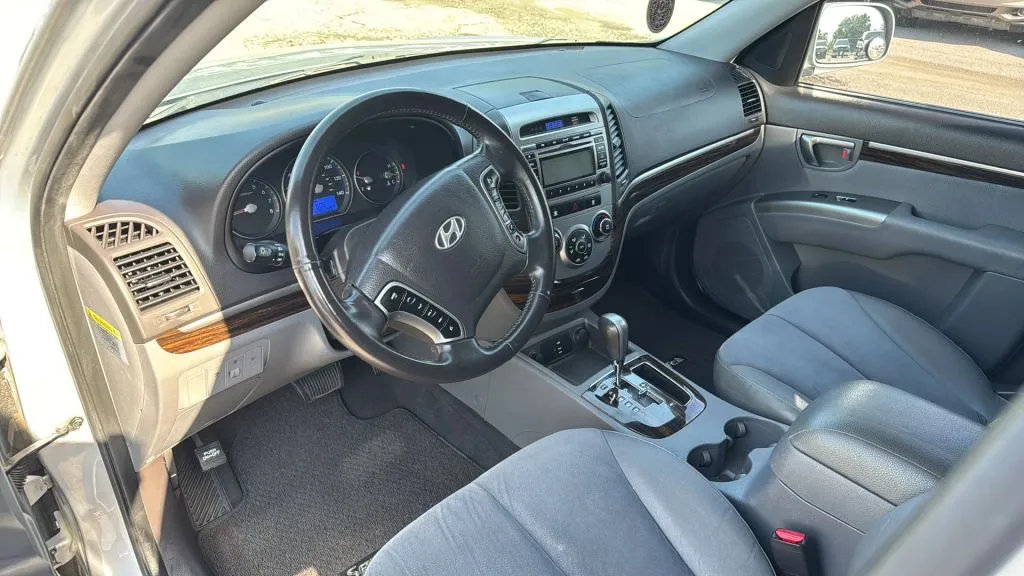 2010 Hyundai Santa Fe SE Sport photo 20
