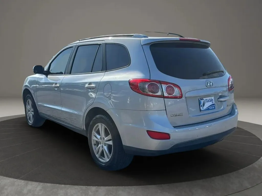 2010 Hyundai Santa Fe SE Sport photo 4