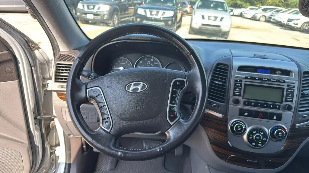 2010 Hyundai Santa Fe SE Sport photo 7