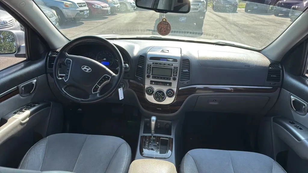 2010 Hyundai Santa Fe SE Sport photo 8