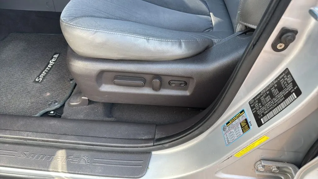 2010 Hyundai Santa Fe SE Sport photo 33