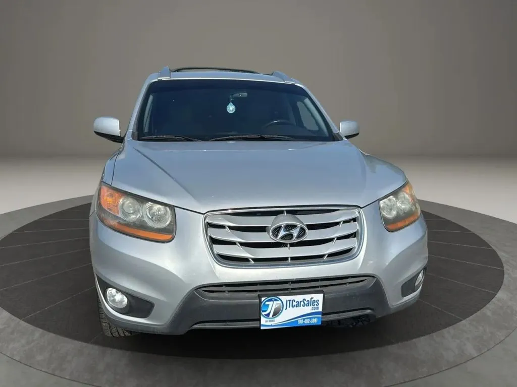 2010 Hyundai Santa Fe SE Sport photo 17