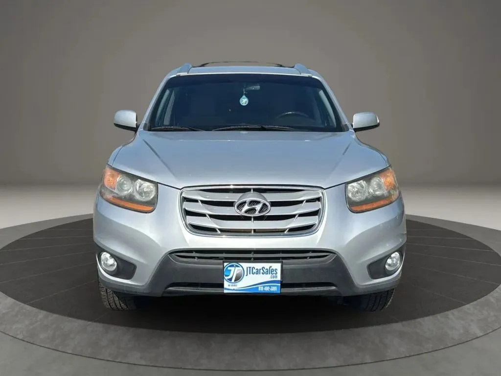 2010 Hyundai Santa Fe SE Sport photo 6