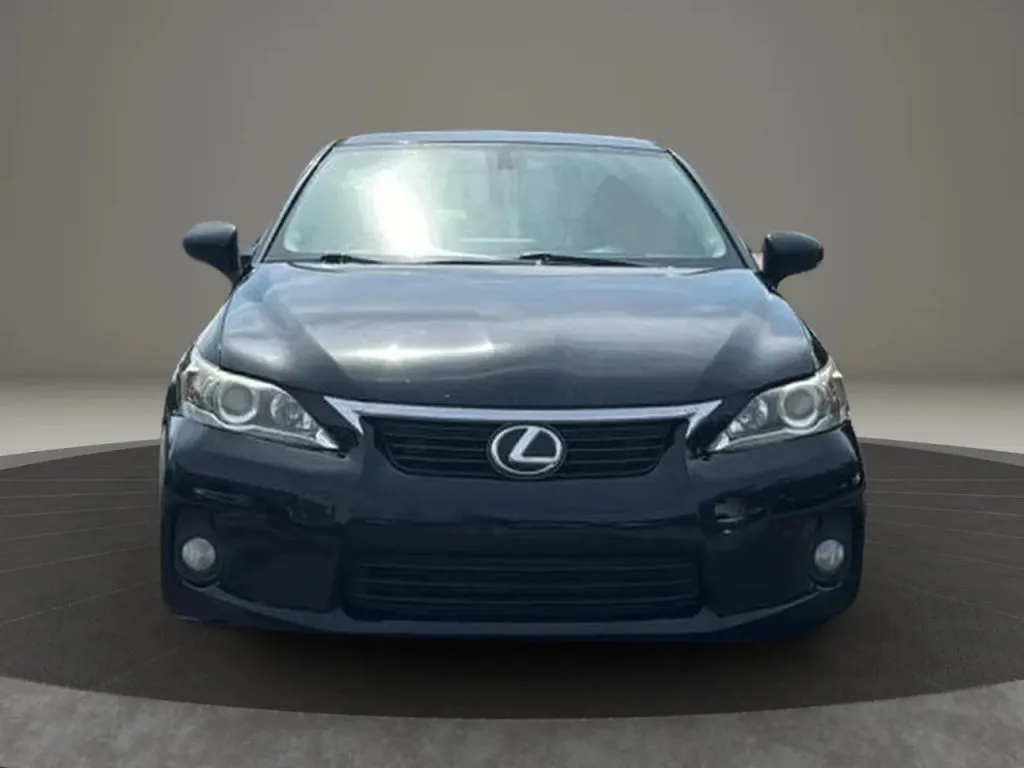 2013 Lexus CT 200h photo 14
