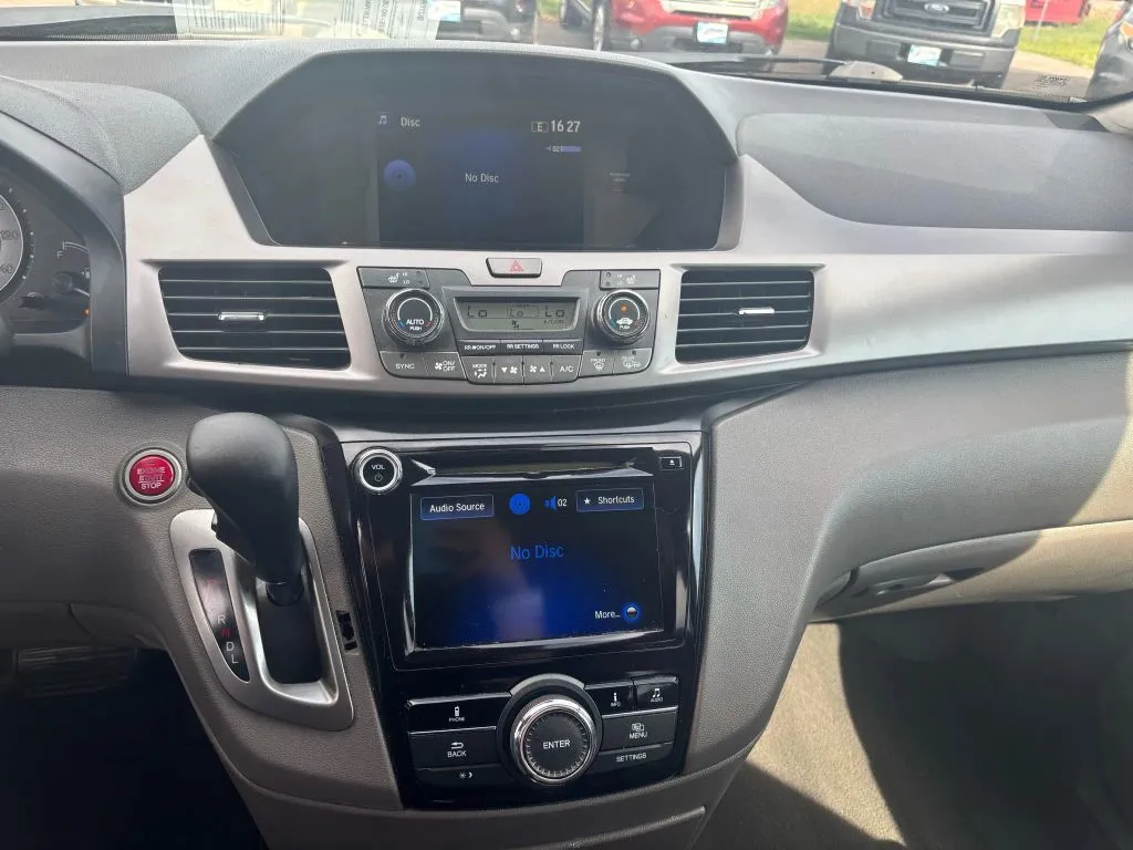 2015 Honda Odyssey EX-L photo 9