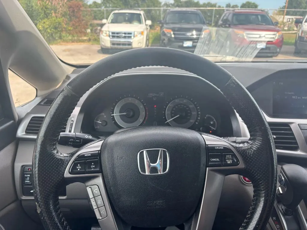 2015 Honda Odyssey EX-L photo 7