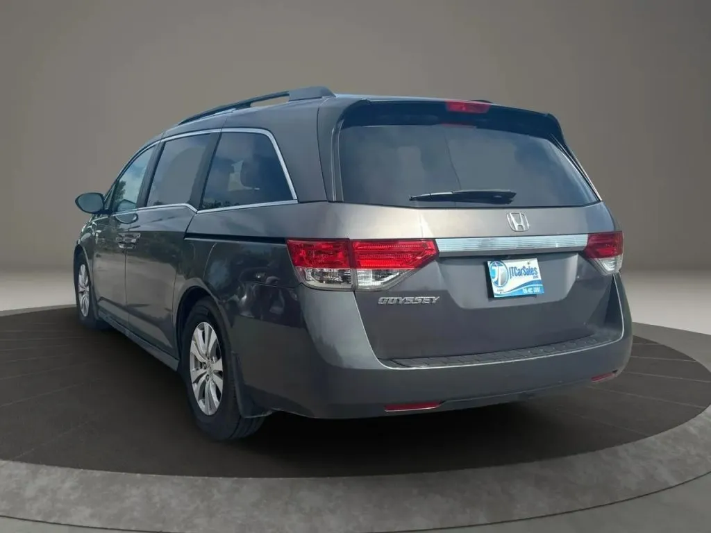 2015 Honda Odyssey EX-L photo 16