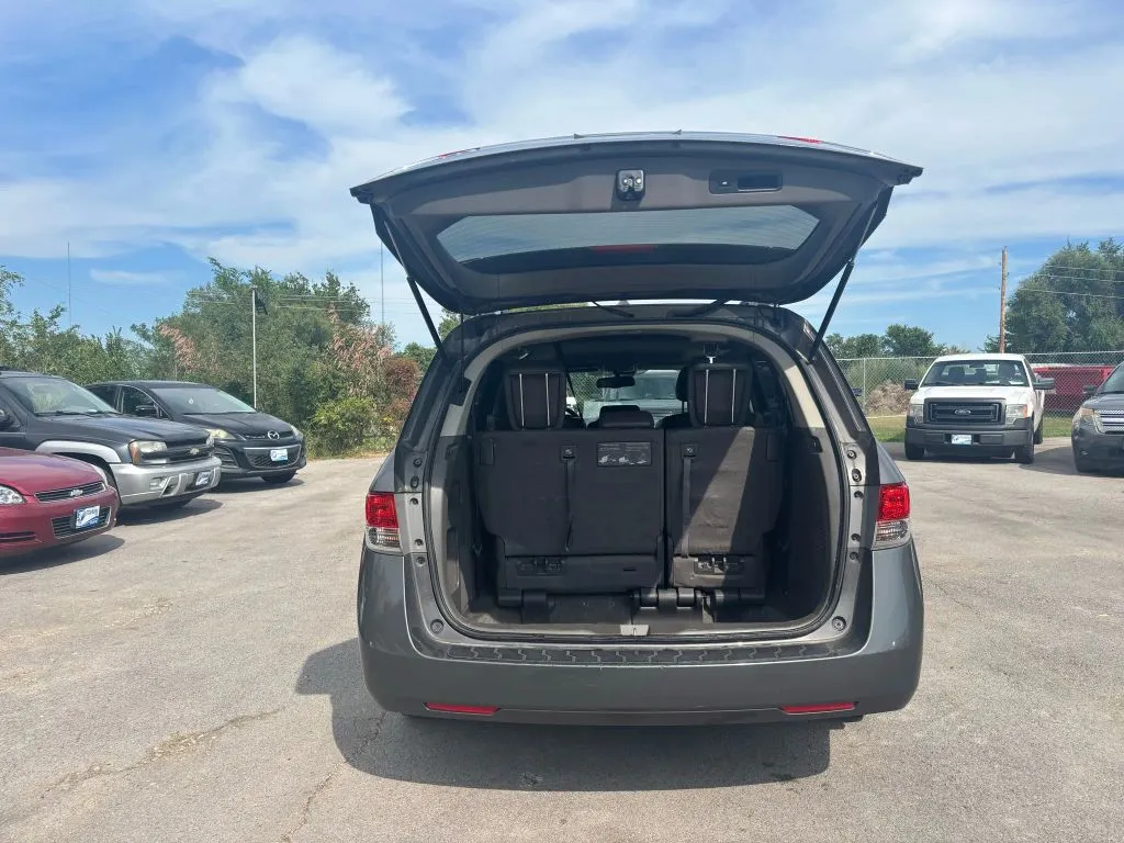 2015 Honda Odyssey EX-L photo 29