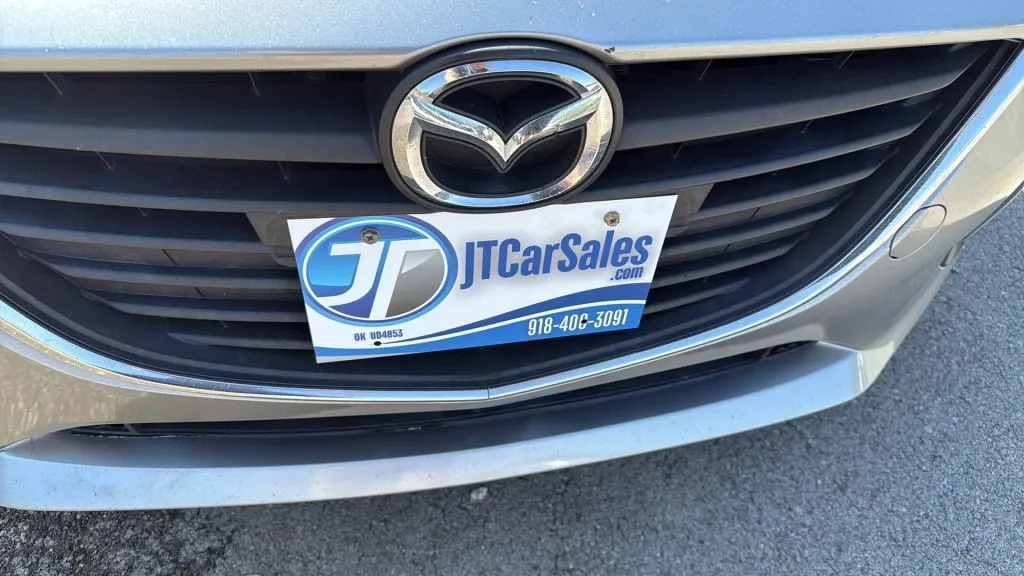 2014 Mazda Mazda3 Grand Touring Hatchback photo 25