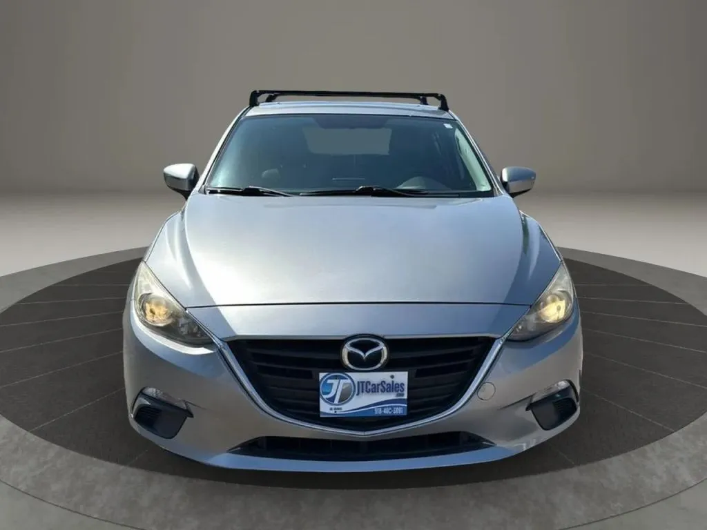 2014 Mazda Mazda3 Grand Touring Hatchback photo 16