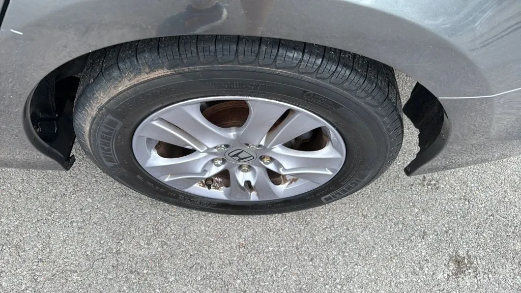 2012 Honda Accord LX-P photo 15