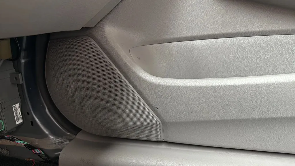 2012 Honda Accord LX-P photo 25