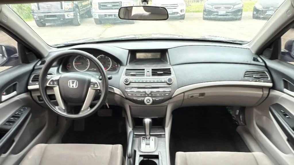 2012 Honda Accord LX-P photo 6