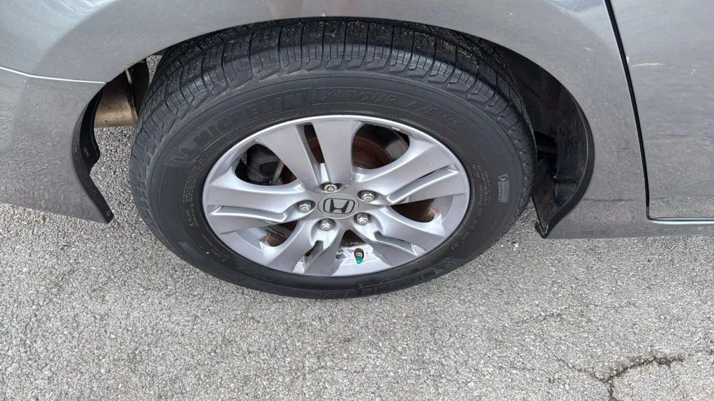 2012 Honda Accord LX-P photo 5
