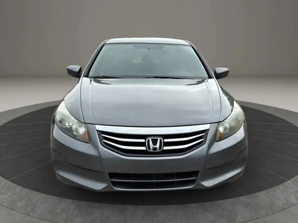 2012 Honda Accord LX-P photo 12