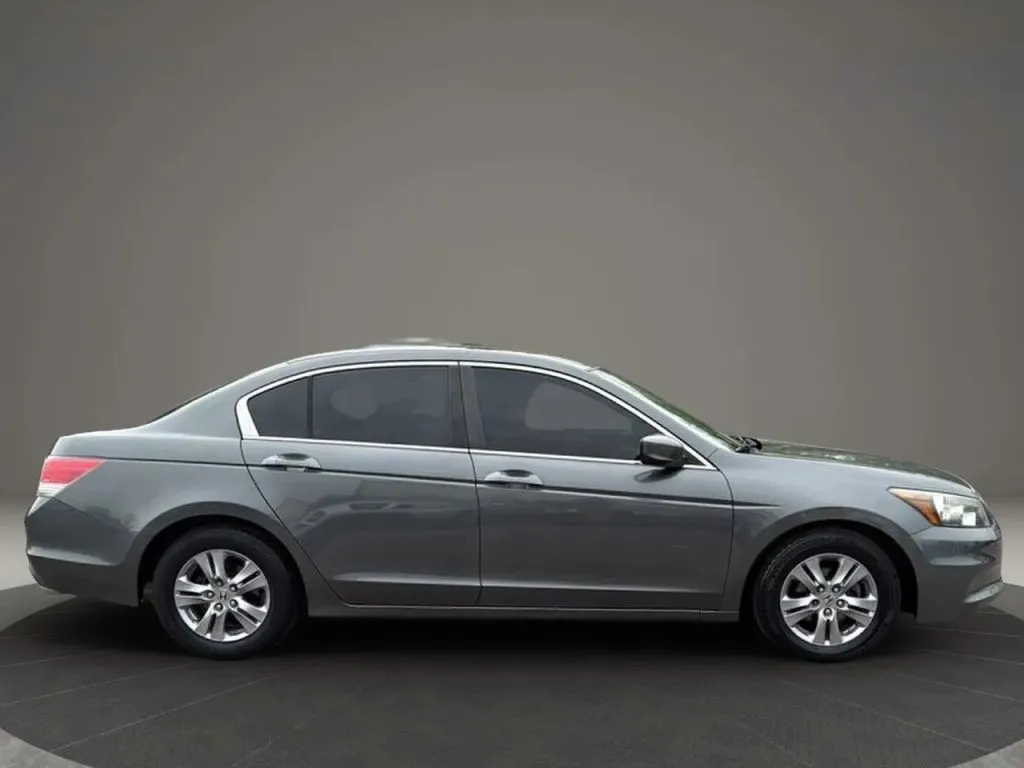 2012 Honda Accord LX-P photo 10