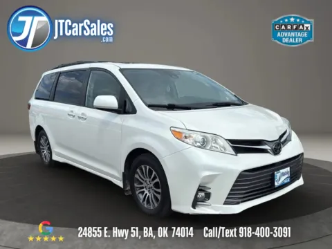 White 2019 Toyota Sienna XLE Minivan 4D for sale in Broken Arrow, OK