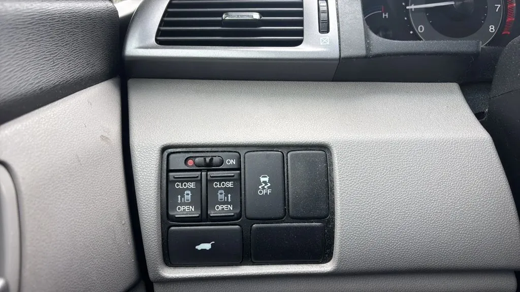 2012 Honda Odyssey EX-L photo 15