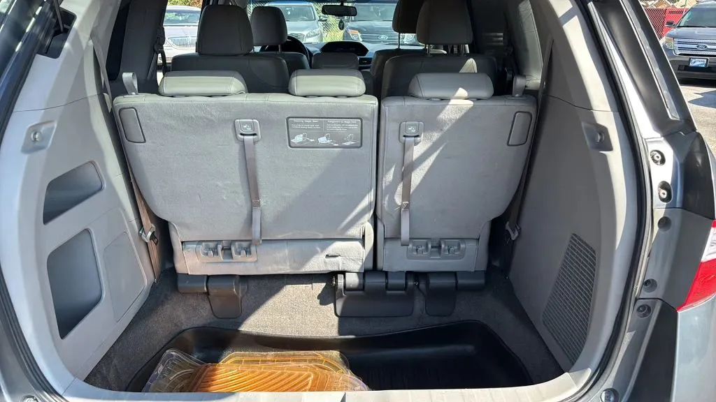 2012 Honda Odyssey EX-L photo 8