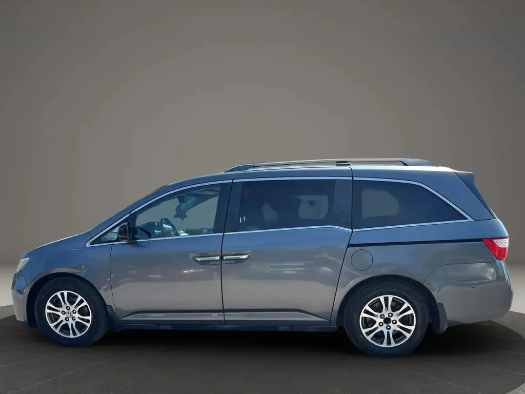 2012 Honda Odyssey EX-L photo 22