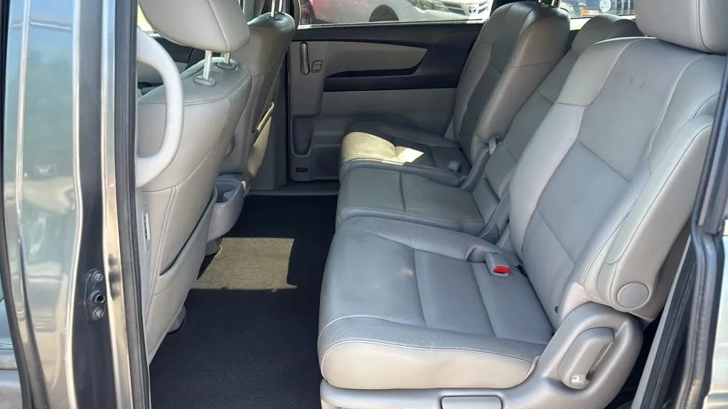 2012 Honda Odyssey EX-L photo 29