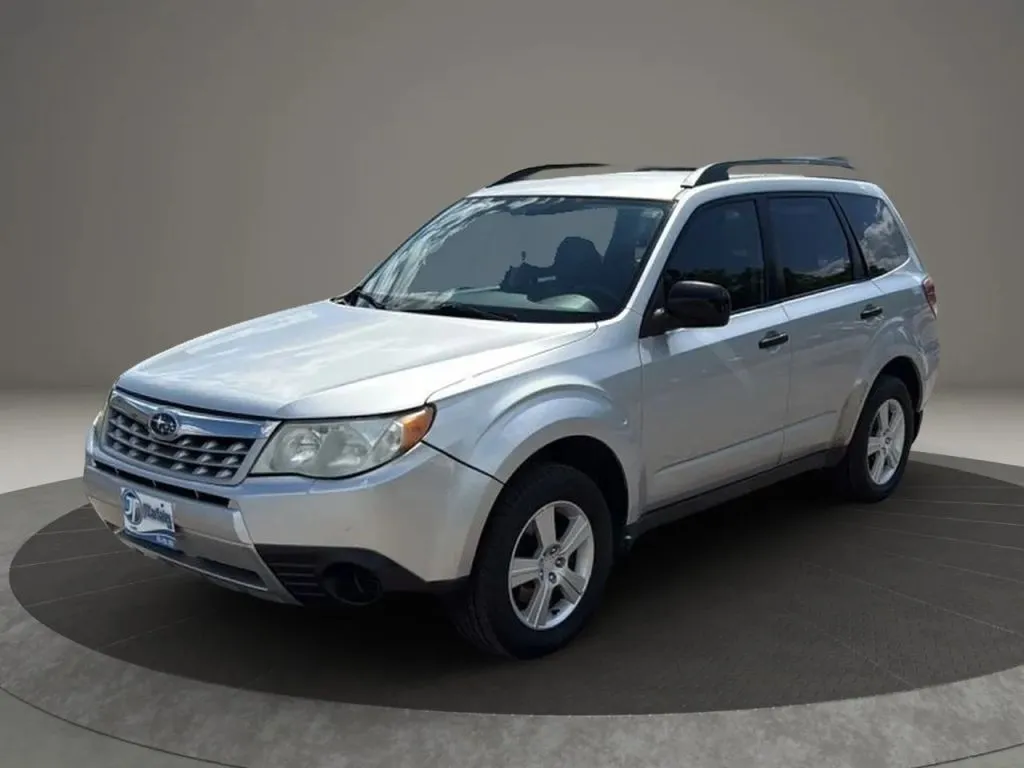 2011 Subaru Forester 2.5X Sport photo 4