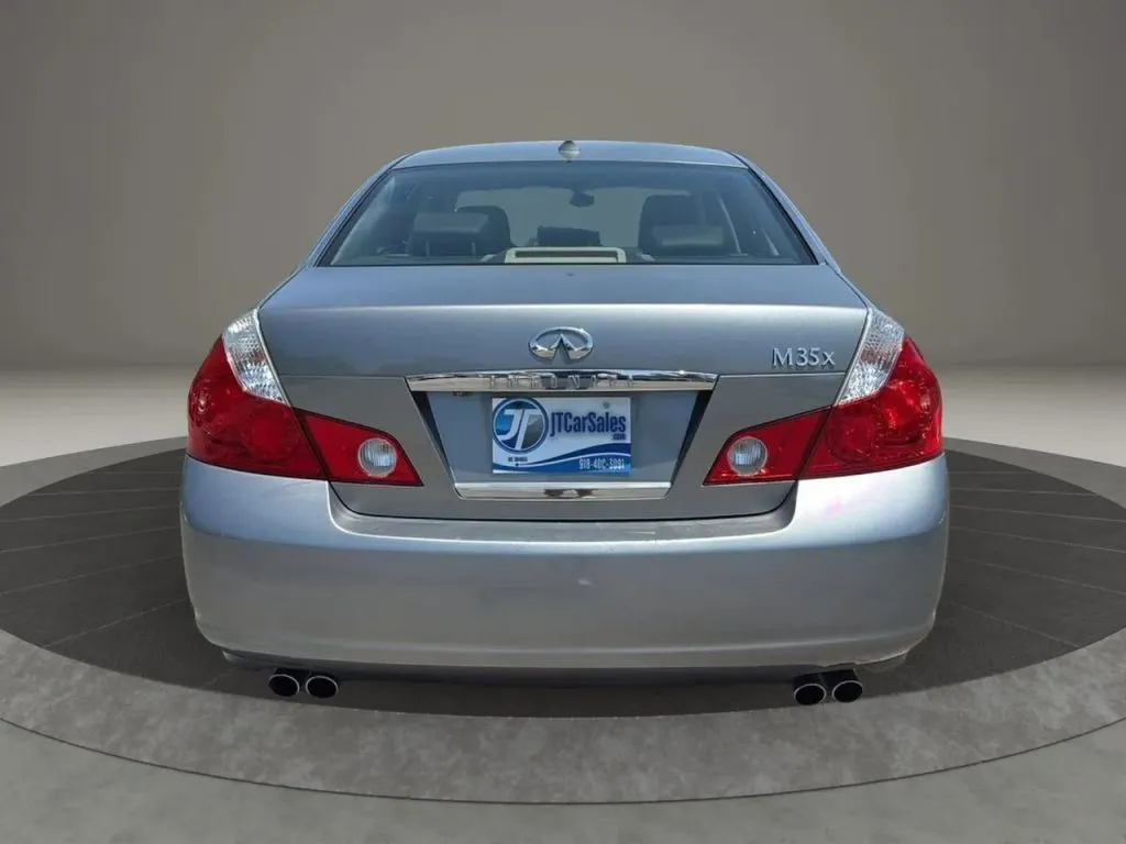 2007 Infiniti M35 photo 18